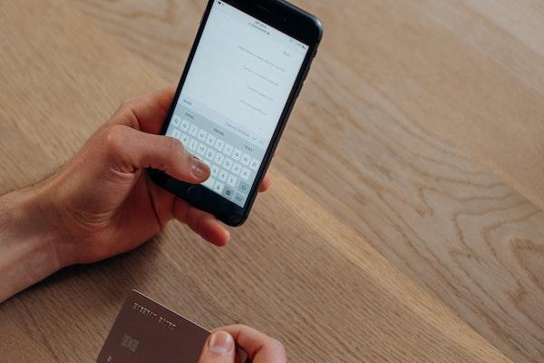 中信信用卡可以延期几天还款？中信信用卡还款方式？