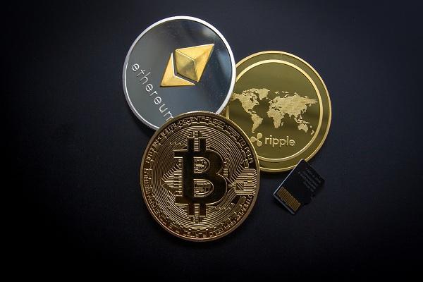 如何查询信用卡逾期记录查询？多长时间可以消除？
