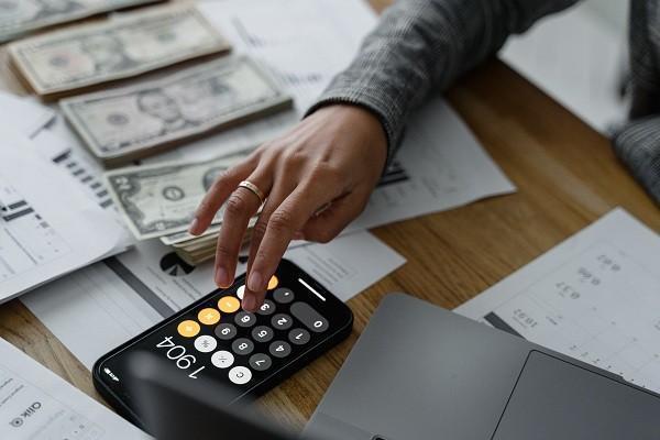 中信信用卡5万逾期半年会起诉吗，起诉了会怎么样