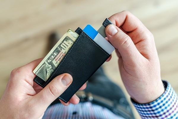 信用卡还不上可以和银行协商吗